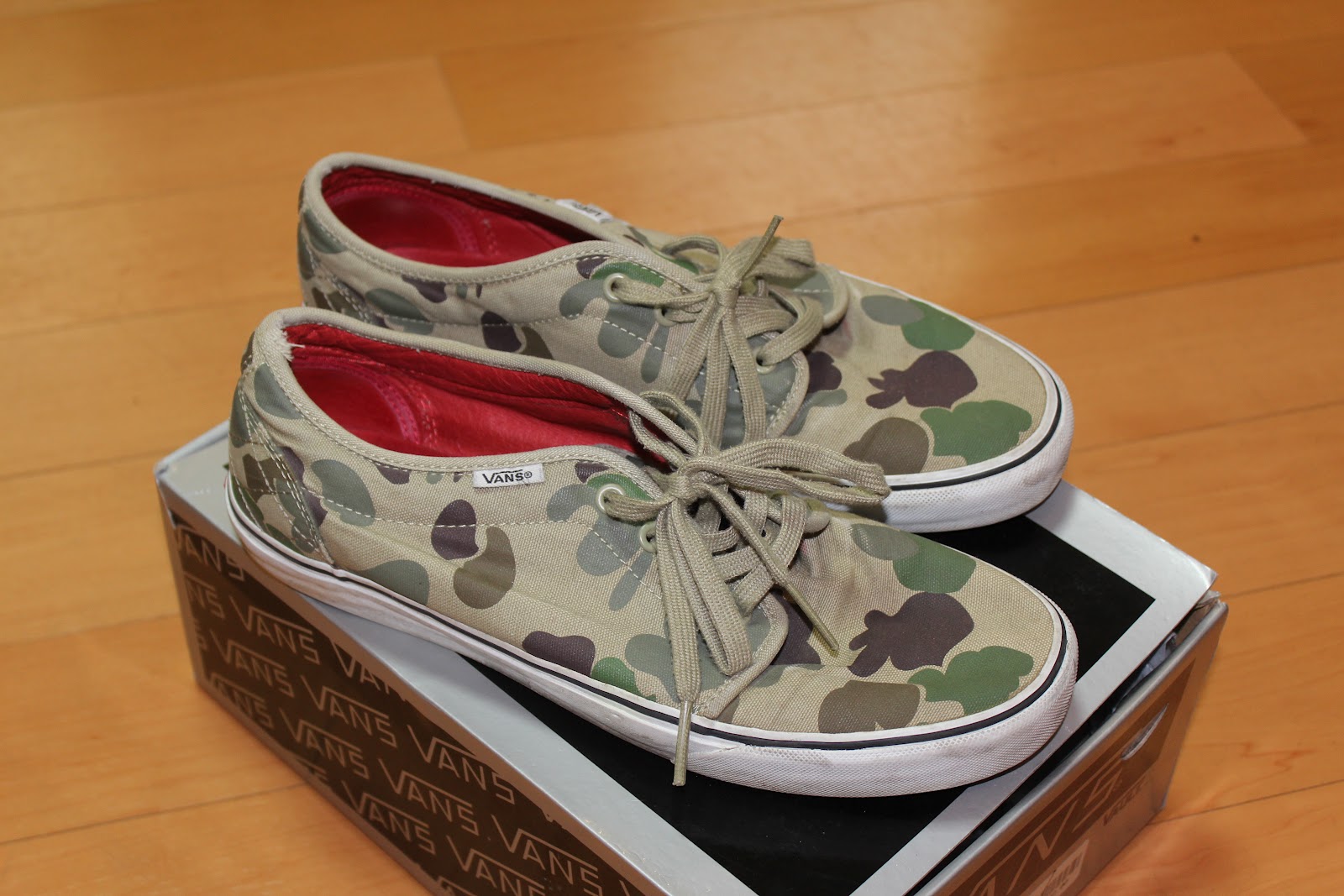 supreme vans 106