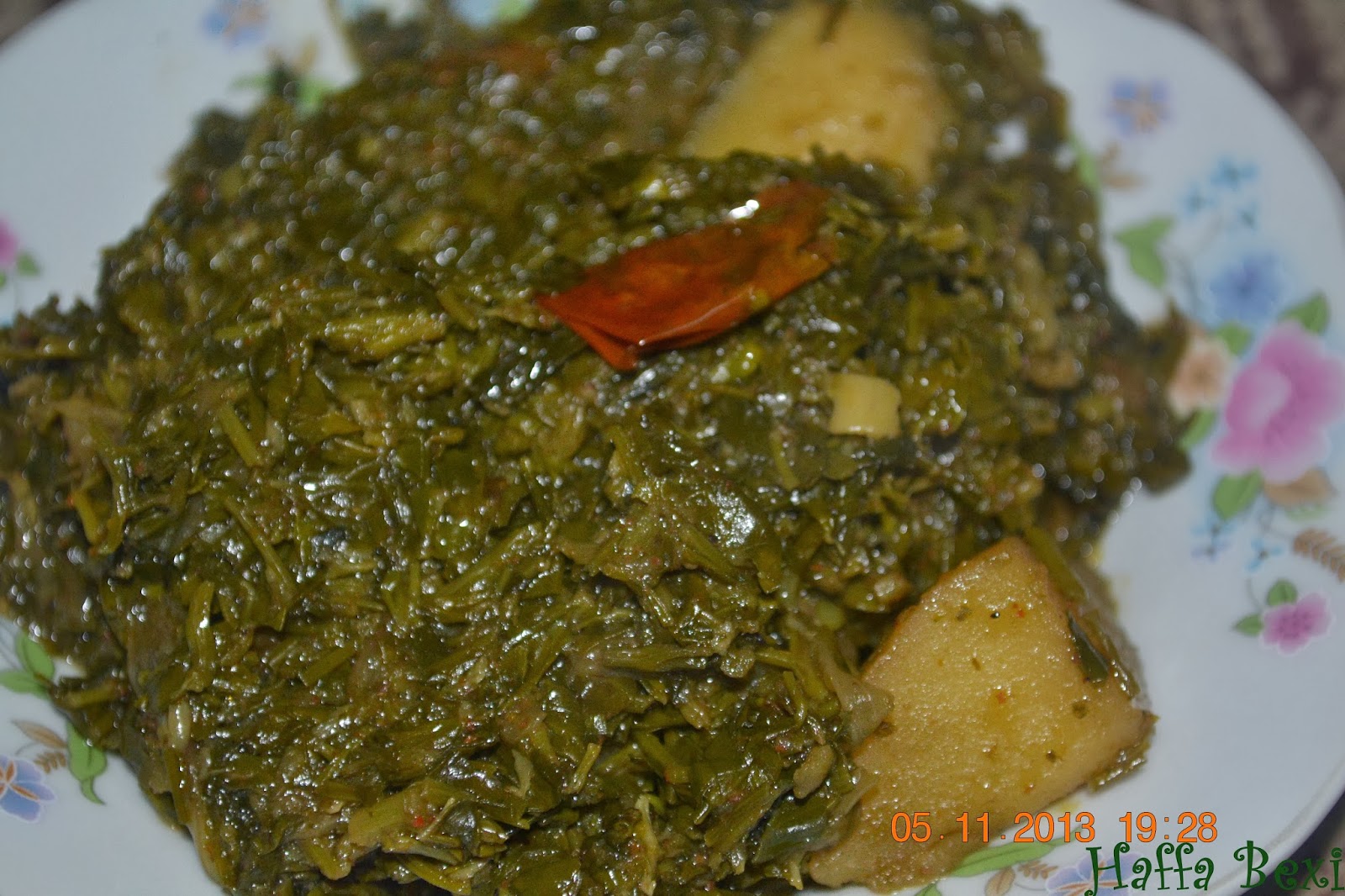 Aloo Methi (Potatoes with Fenugreek Leaves) Haffa's kitchen adventures