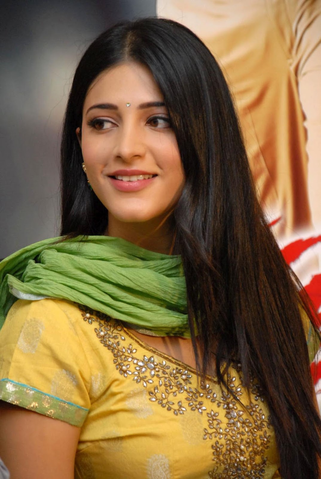 Shruti Hassan Gabbar Singh Photos Gulte - shruti hassan in gabbar singh wallpapers