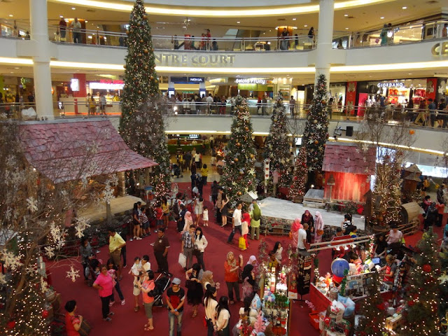 Christmas Mall Decoration in Mid Valley Mall in Kuala Lumpur, MALAYSIA Christmas Mall Decoration in Mid Valley Mall in Kuala Lumpur, MALAYSIA