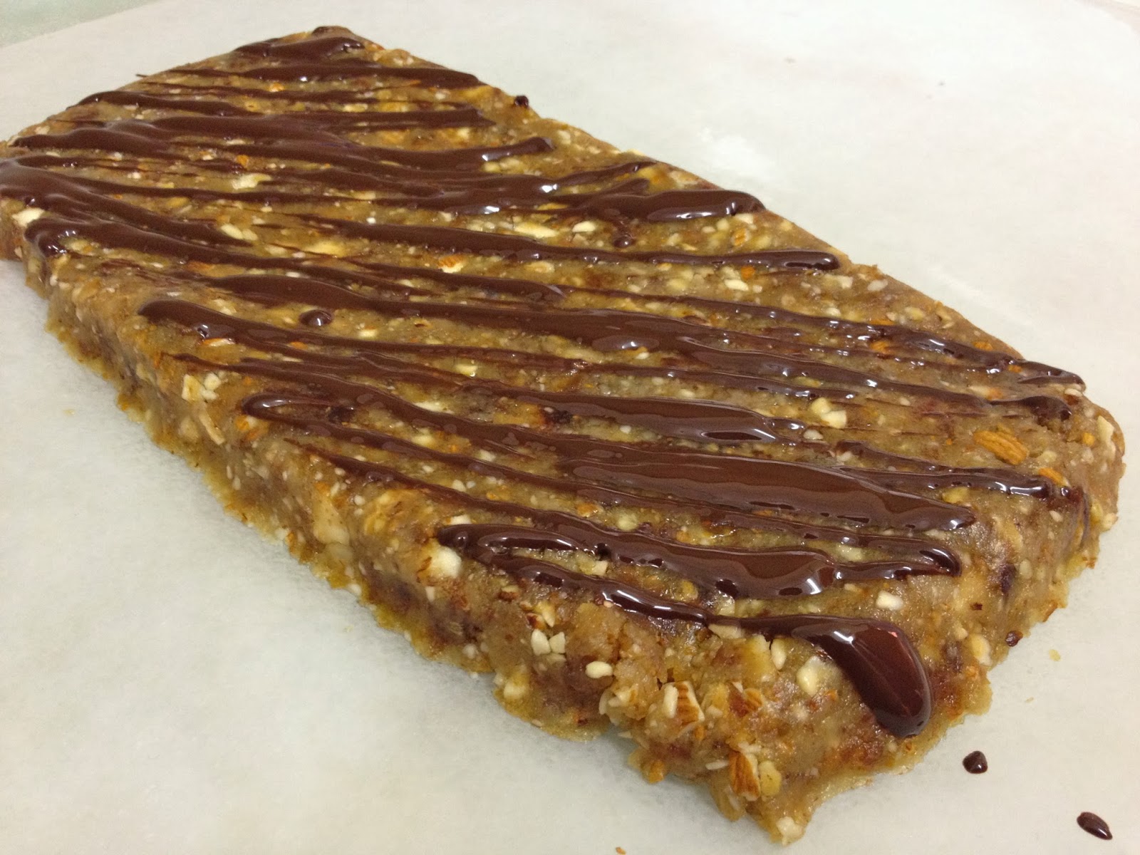 The Lifestyle Notebook Sweet & Salty Chewy Nut Bars