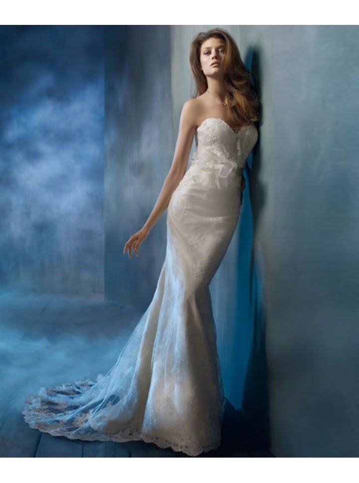 queusar: vestido de novia corte vaina o columna, escote corazon