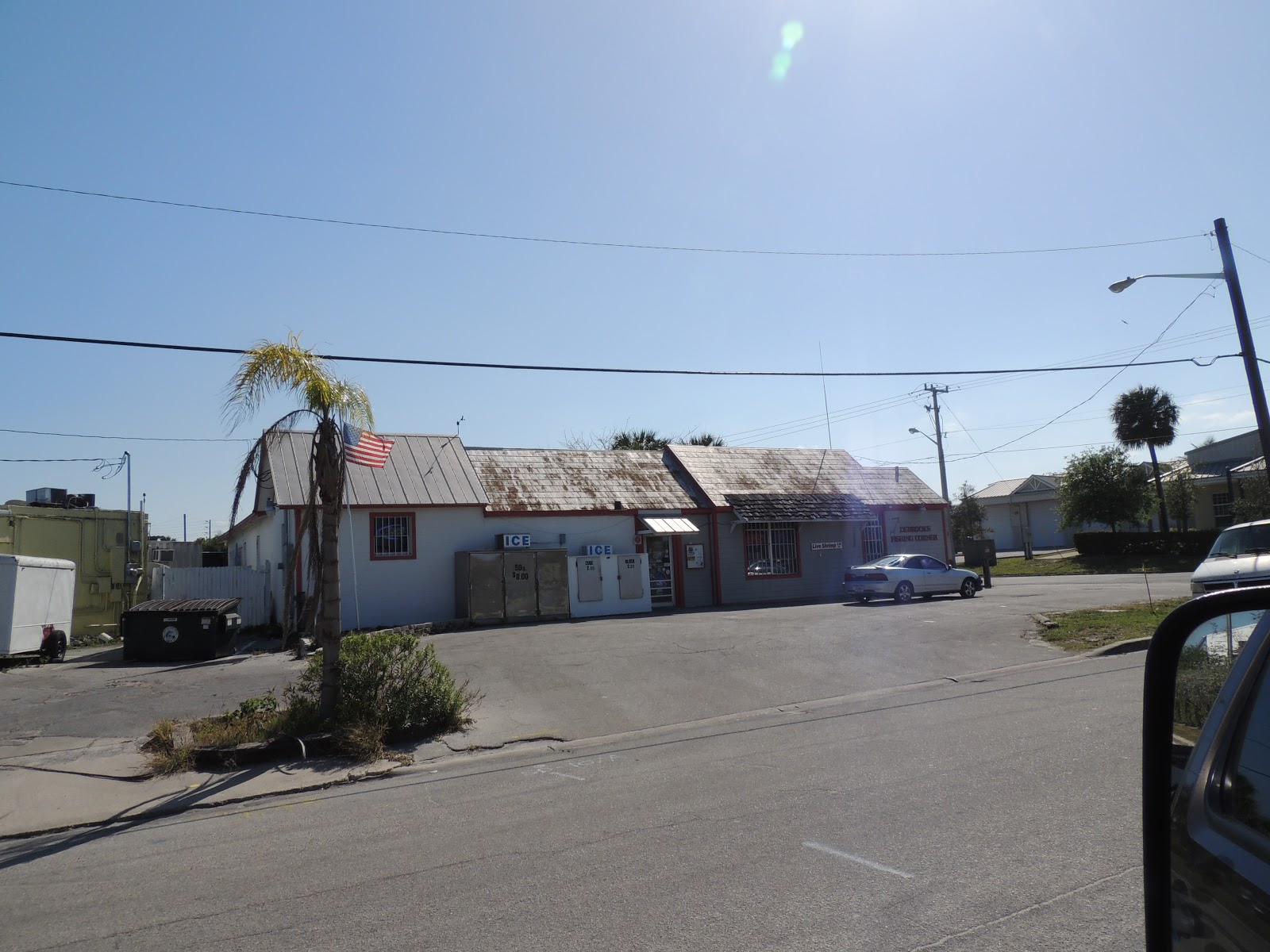 Down The Road A Piece in a 5th wheel Manatees and Oysters at Fort