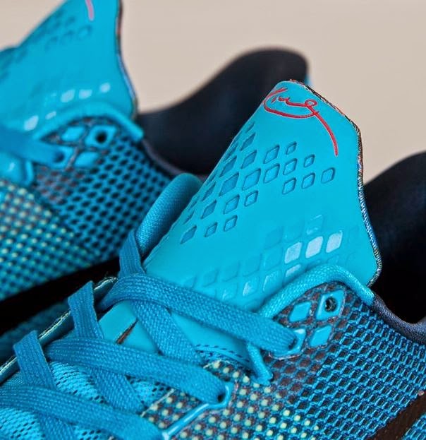kobe 5am flight