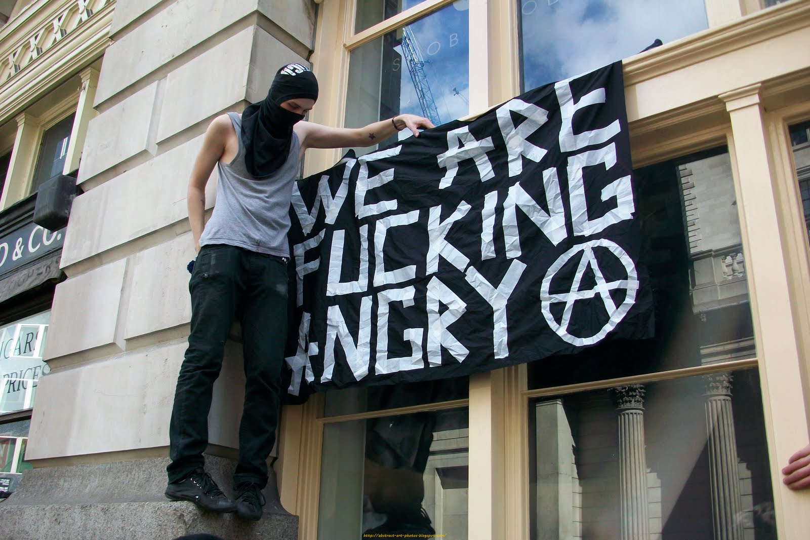 Abstract Art Pictures Collection London city riots 2011 as seen in pictures