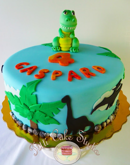 Titti Cake Studio Dinosaur Themed Cake
