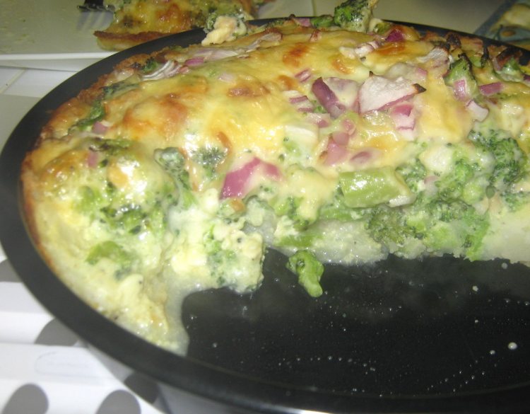 Broccoli Quiche with Potato Crust