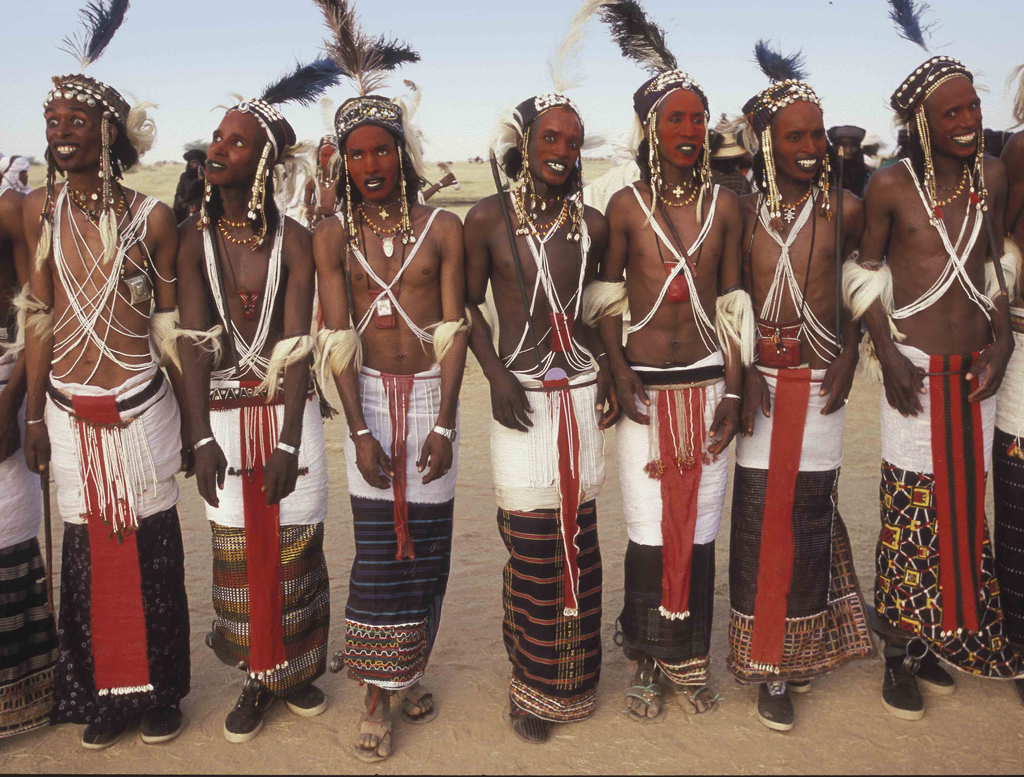 Конкурс красоты среди мужчин в Сахаре (10 фото)