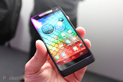 Motorola RAZR i Review harga dan spesifikasi lengkap spesifikasi harga Motorola RAZR i , handphone android 2GHz, ponsel android tercepat, gambar hp Motorola RAZR i terbaru