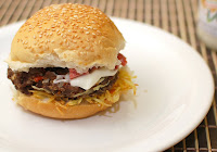 Hambúrguer de Soja com Tomate-Seco Hambúrguer de Soja com Tomate-Seco (vegana)