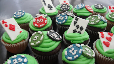 Poker Cupcakes