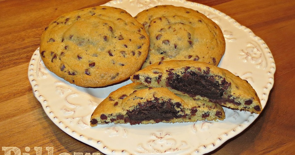 Kaitlin in the Kitchen Pillow Cookies