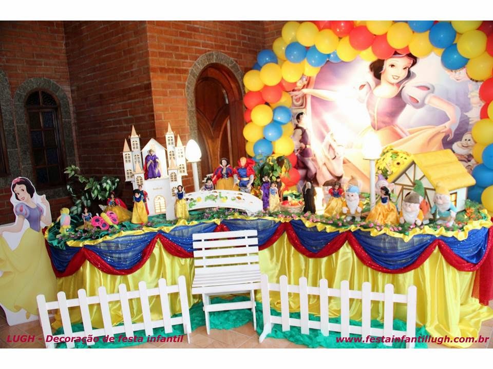Branca de Neve (decoração tradicional luxo) Tema da Branca de Neve para decoração de festa infantil de meninas