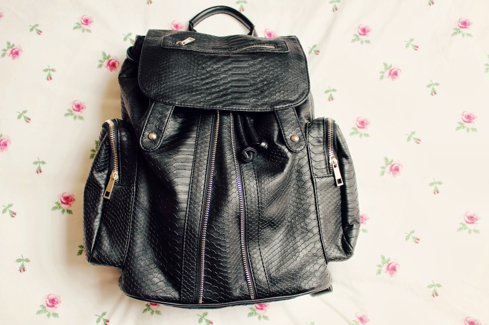 What's In My Uni Bag? Live Laugh Lipstick