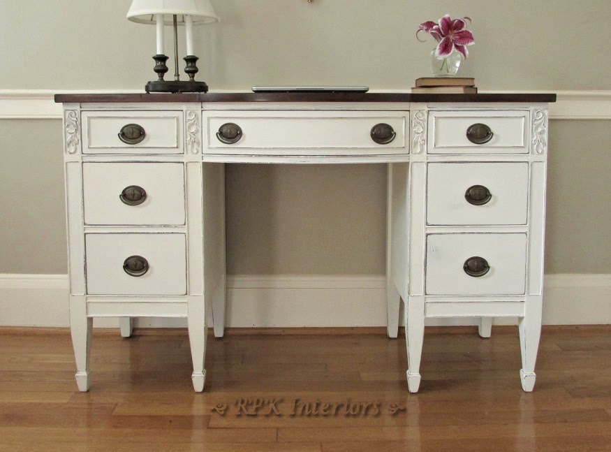 RPK Interiors Vintage Vanity/Desk in Antique White
