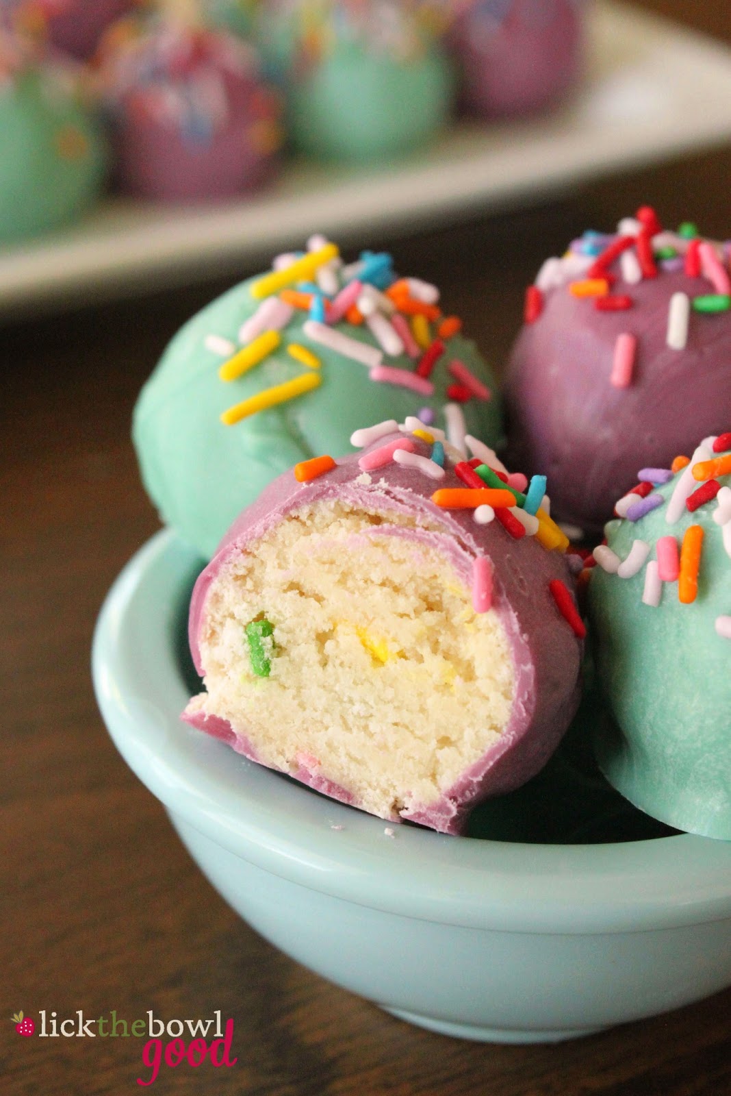 Lick The Bowl Good: My Birthday Cakes and No-Bake Cake Pops