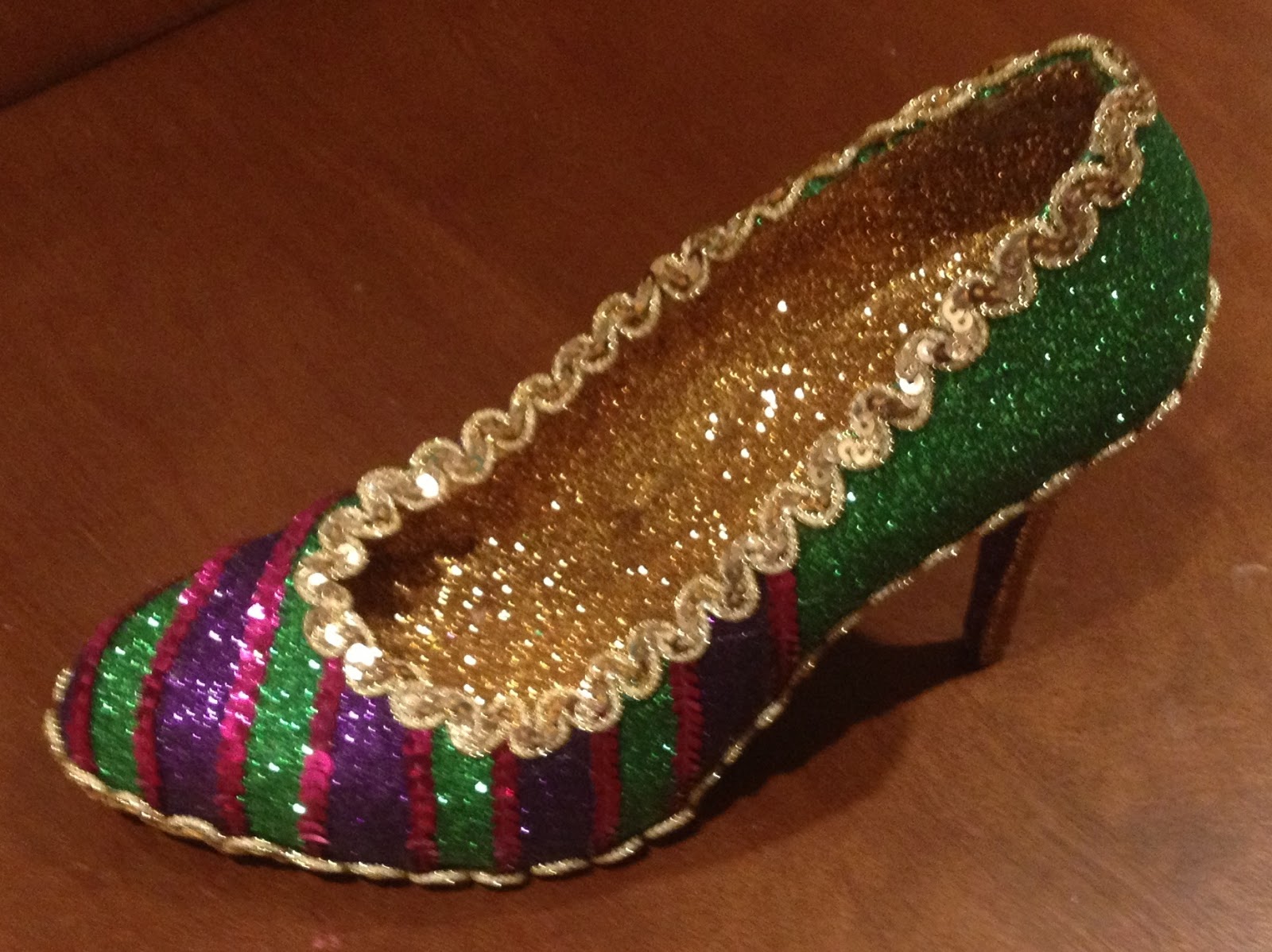 Confessions of a glitter addict Purple Green and Gold Mardi Gras