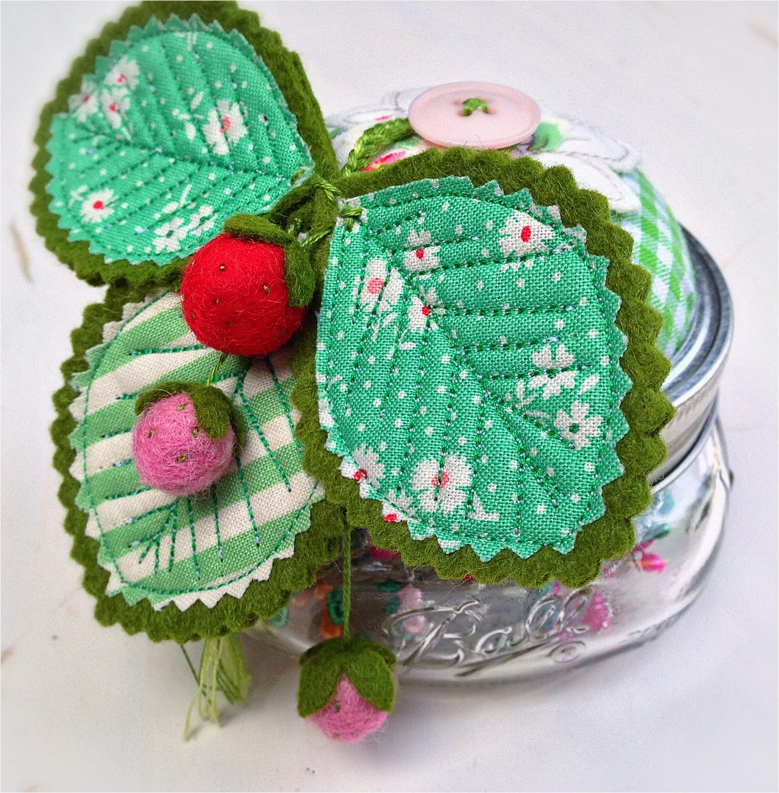 lovely little handmades sweet strawberry pincushions