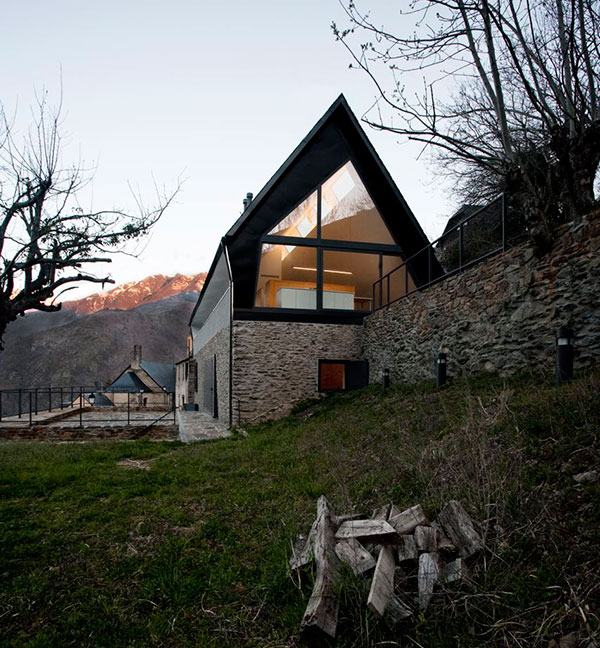 Modern highland house, Pyrenees, Spain: Most Beautiful Houses in the World