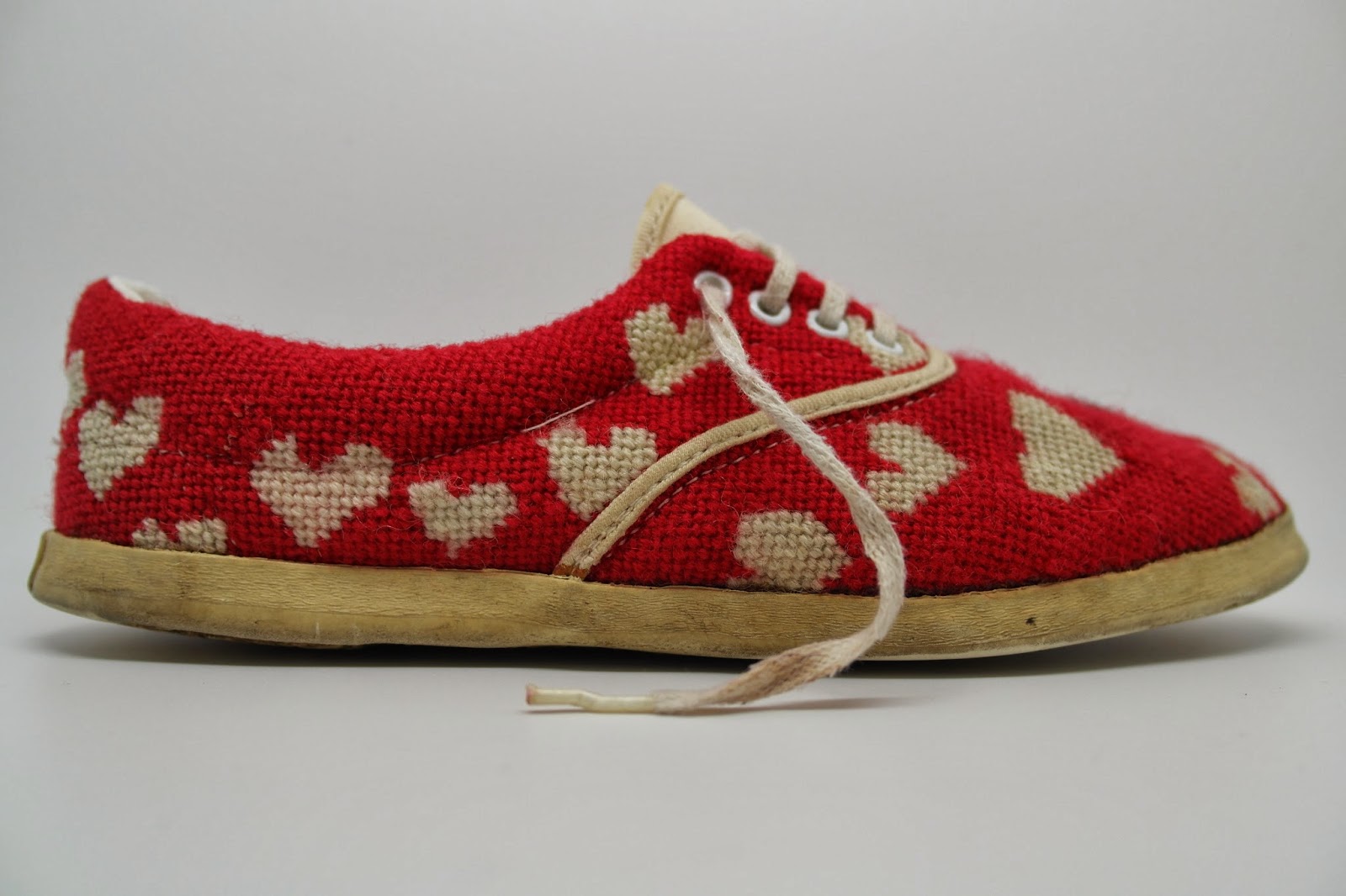 theothersideofthepillow: vintage VALENTINES day VANS heart ...