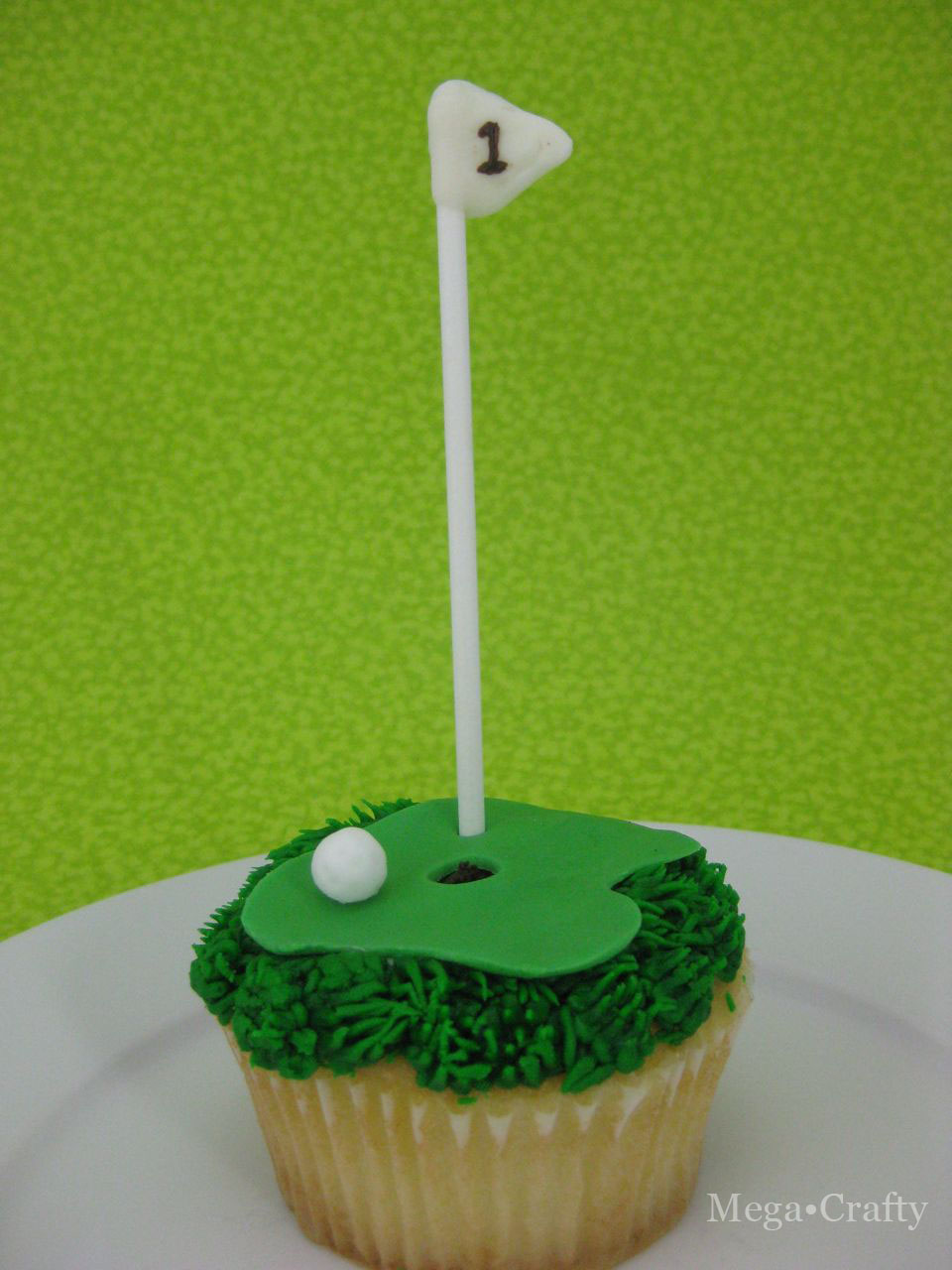 Mega Crafty: Father s Day Golf Cupcake