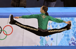 19. How’s it hangin’? - 22 Olympics Photos That Will Destroy Your Faith In Gravity 19. How’s it hangin’? - 22 Olympics Photos That Will Destroy Your Faith In Gravity