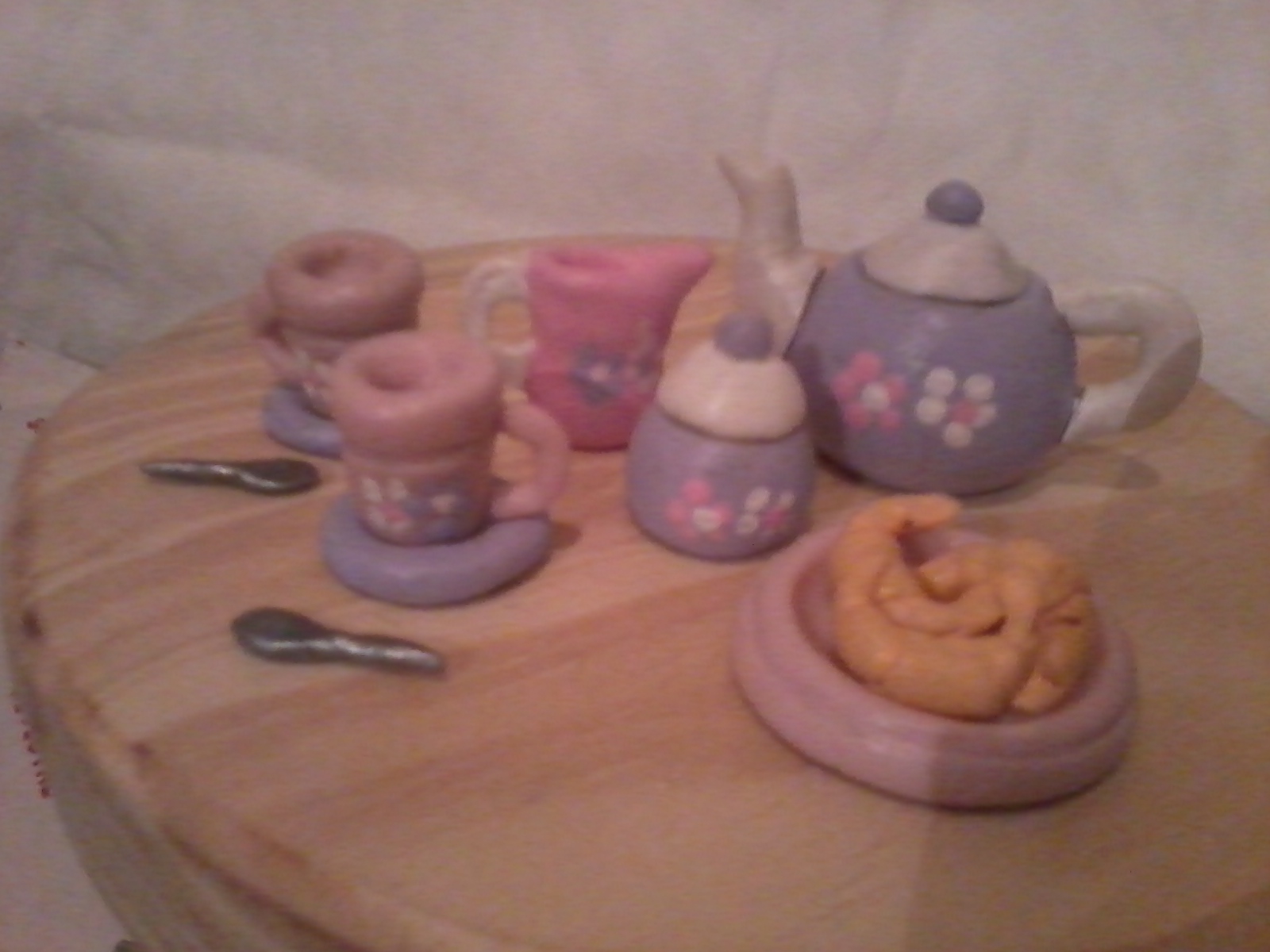 comida para barbie en porcelana fria