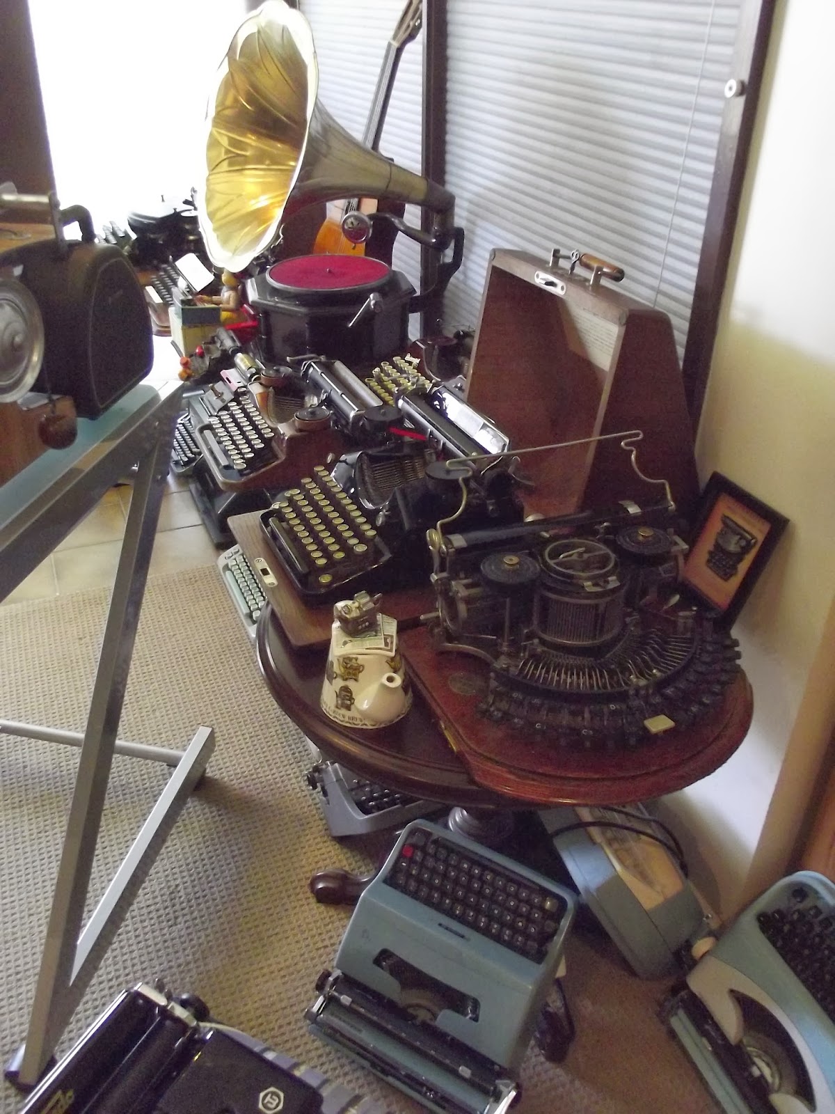 oz.Typewriter Expanded Typewriter Display