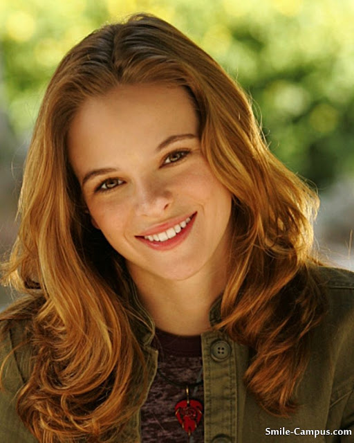 Danielle Panabaker Photo and Wallpaper Danielle Panabaker Photo and Wallpaper