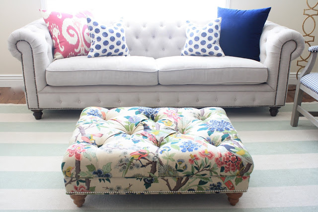 How to Mix Fabric Patterns Successfully - #homedecor #designing #fabric #patterns