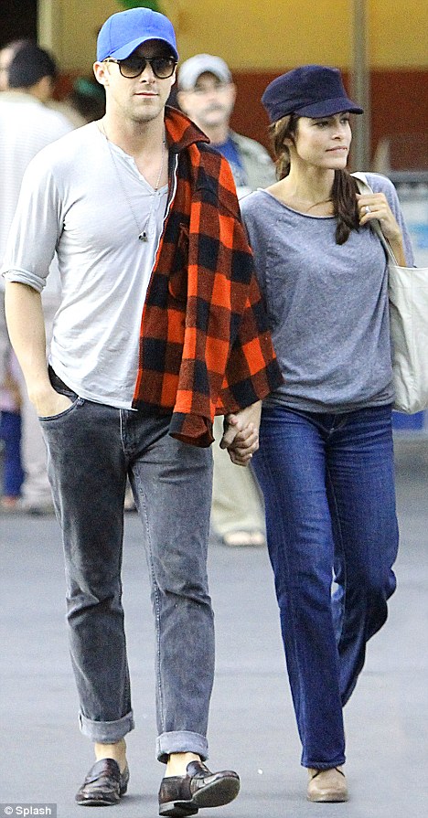 ryan gosling and eva mendes ryan gosling and eva mendes