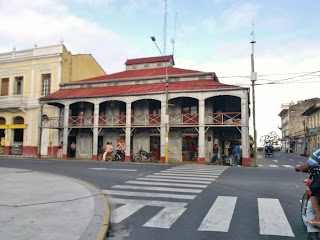 Casa de fierro. Casa de hierro.