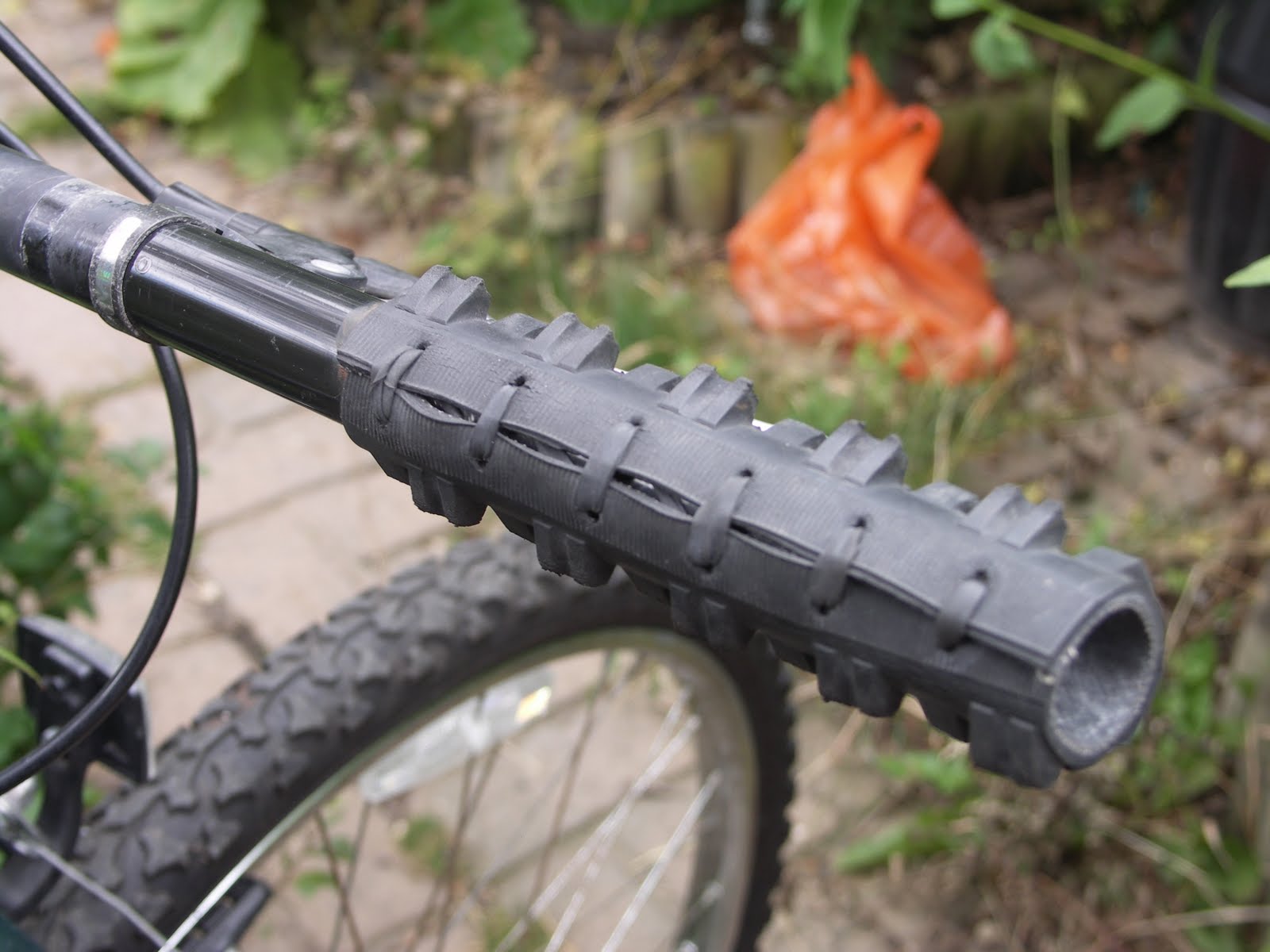 Bikes Etc Recycled tyres Make your own grips