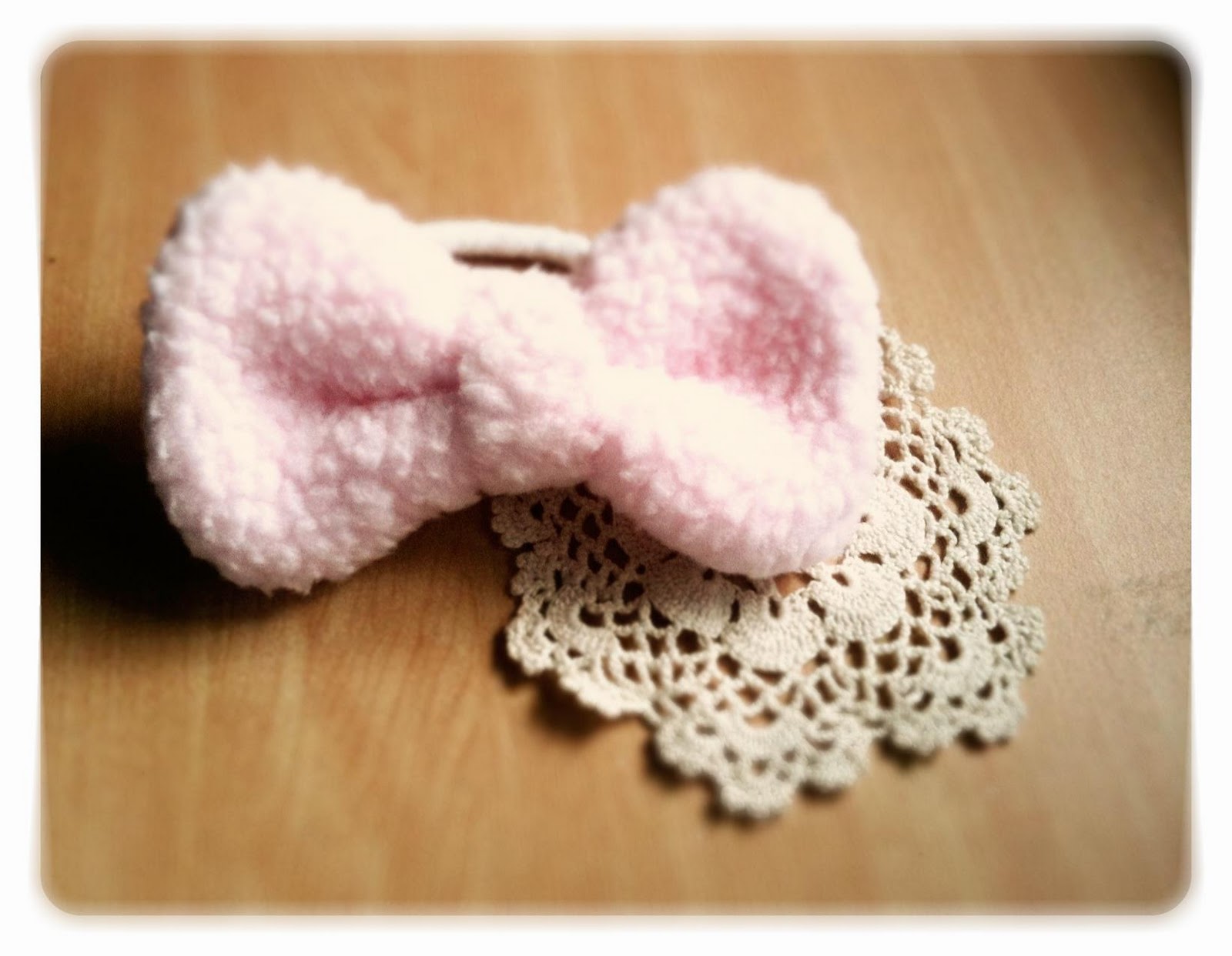 ♥ ValerieYan Creation's ♥ Christmas Edition Fluffy hair bow
