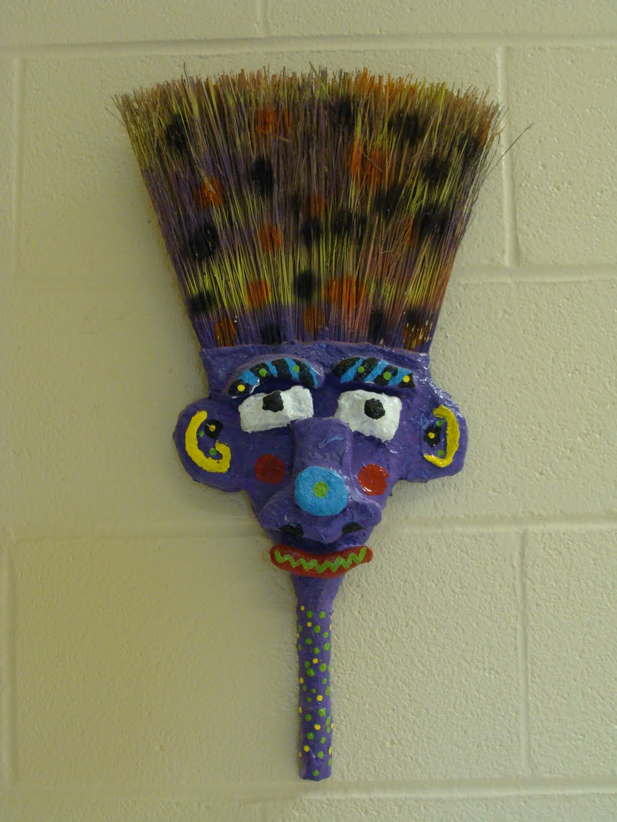 COLOR for EVERYONE Broom Mask
