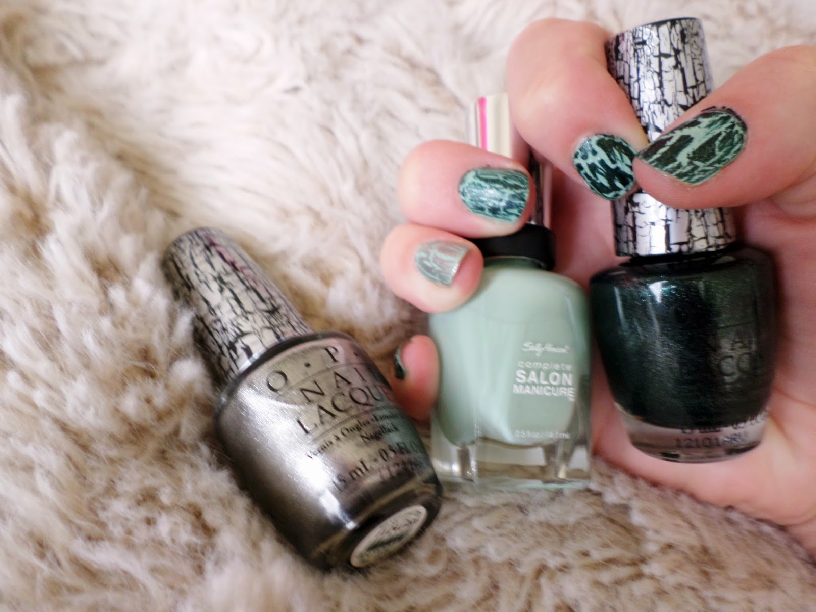 NOTD Sally Hansen Green Tea and OPI Shatter Top Coat NOTD Sally Hansen Green Tea and OPI Shatter Top Coat