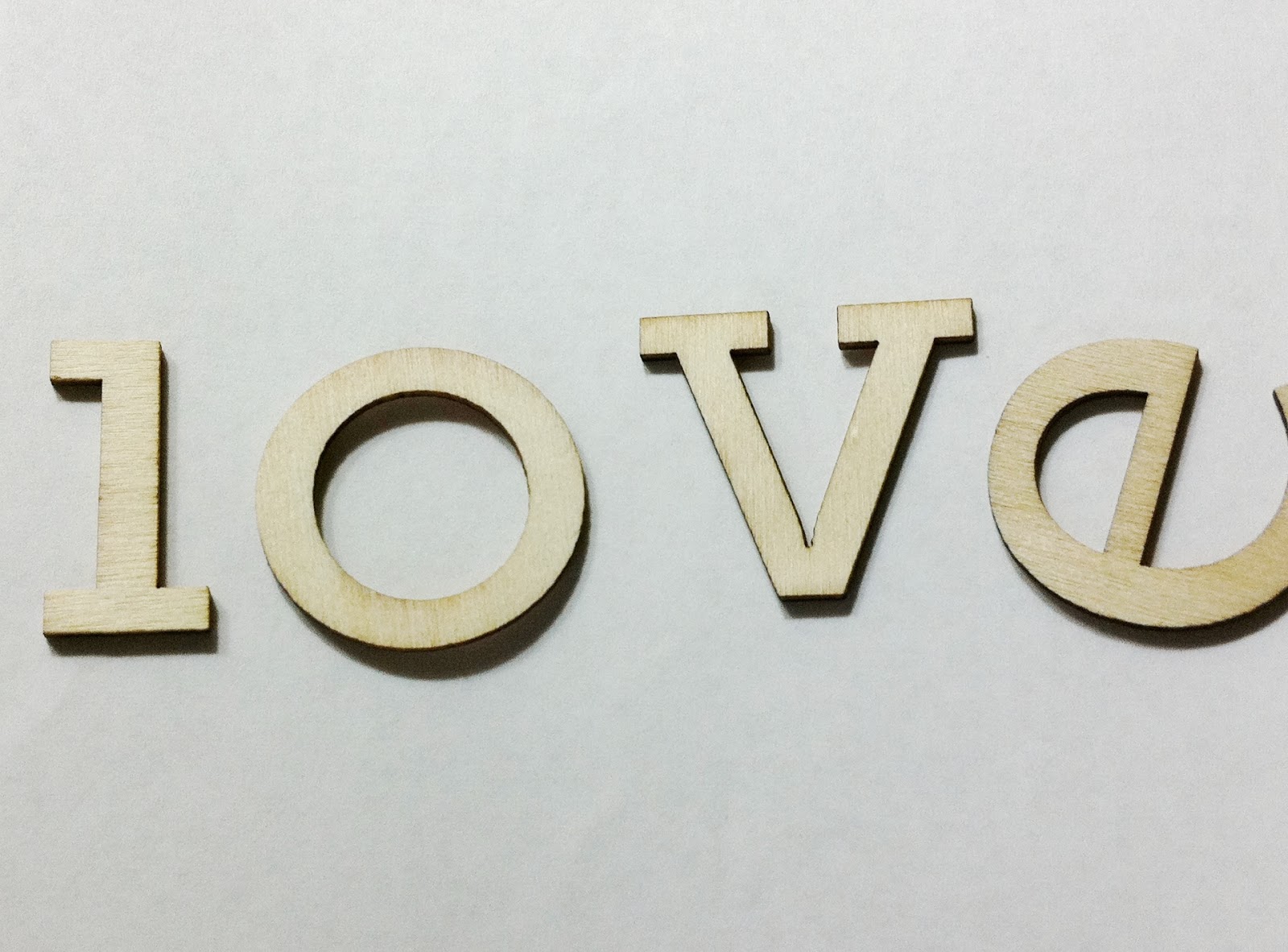 Awesomeness of Crafting How to heat emboss wood element.