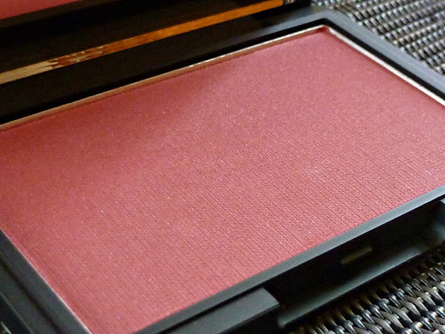 A picture of Sleek Make-Up Blush in Flushed
