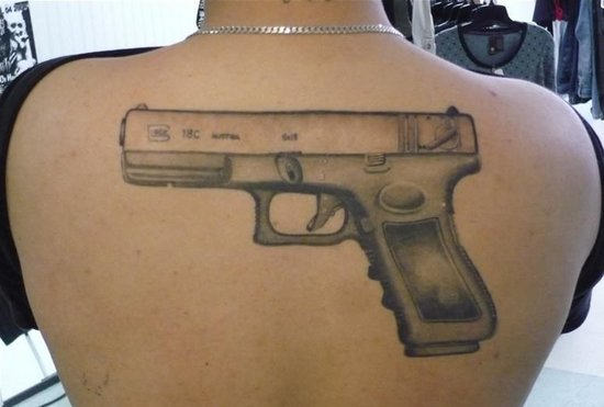 HALAAH IO: Gun Tattoo Designs For Girls