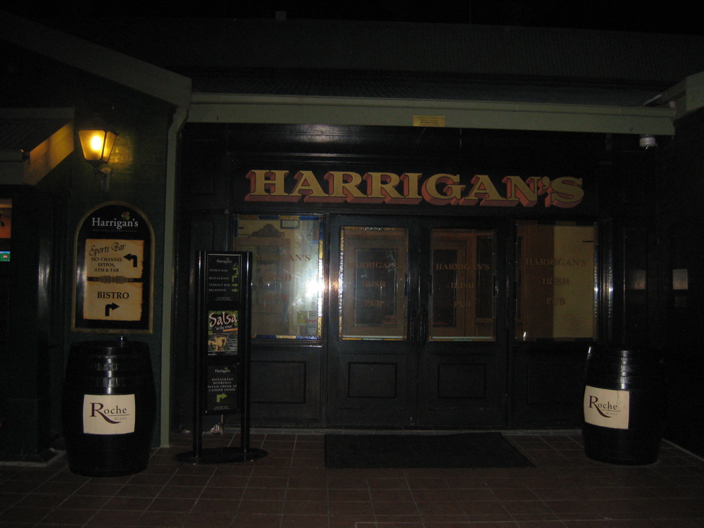 DUMPLING GIRL AND CHEESECAKE BOY Harrigan's Irish Pub Pokolbin