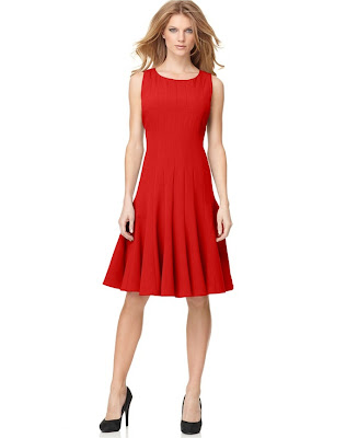http://4.bp.blogspot.com/-iUBCI-qodZ4/UEeVAVtoP5I/AAAAAAAAAeo/-9mz1UVCPJI/s1600/Calvin+Klein+red+pleated+dress.jpg