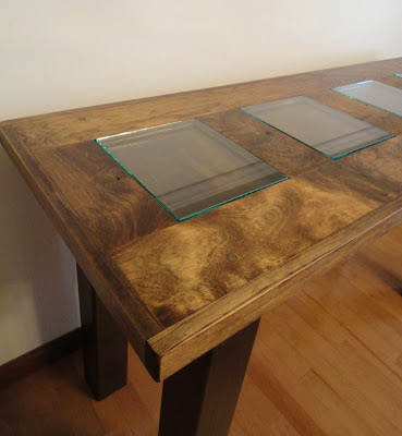 sofa door table