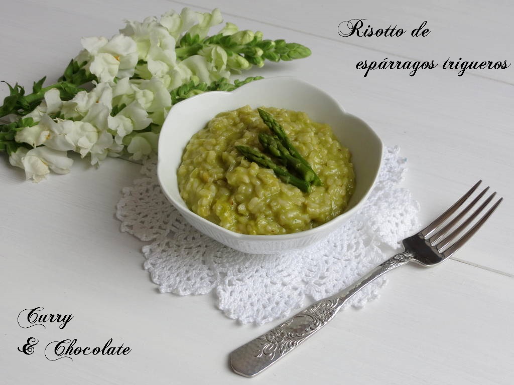 Curry y Chocolate Risotto de espárragos trigueros y queso viejo
