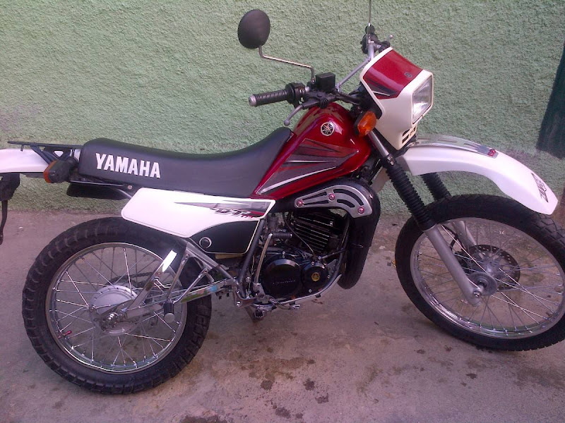 YAMAHA DT 175 2004 title=