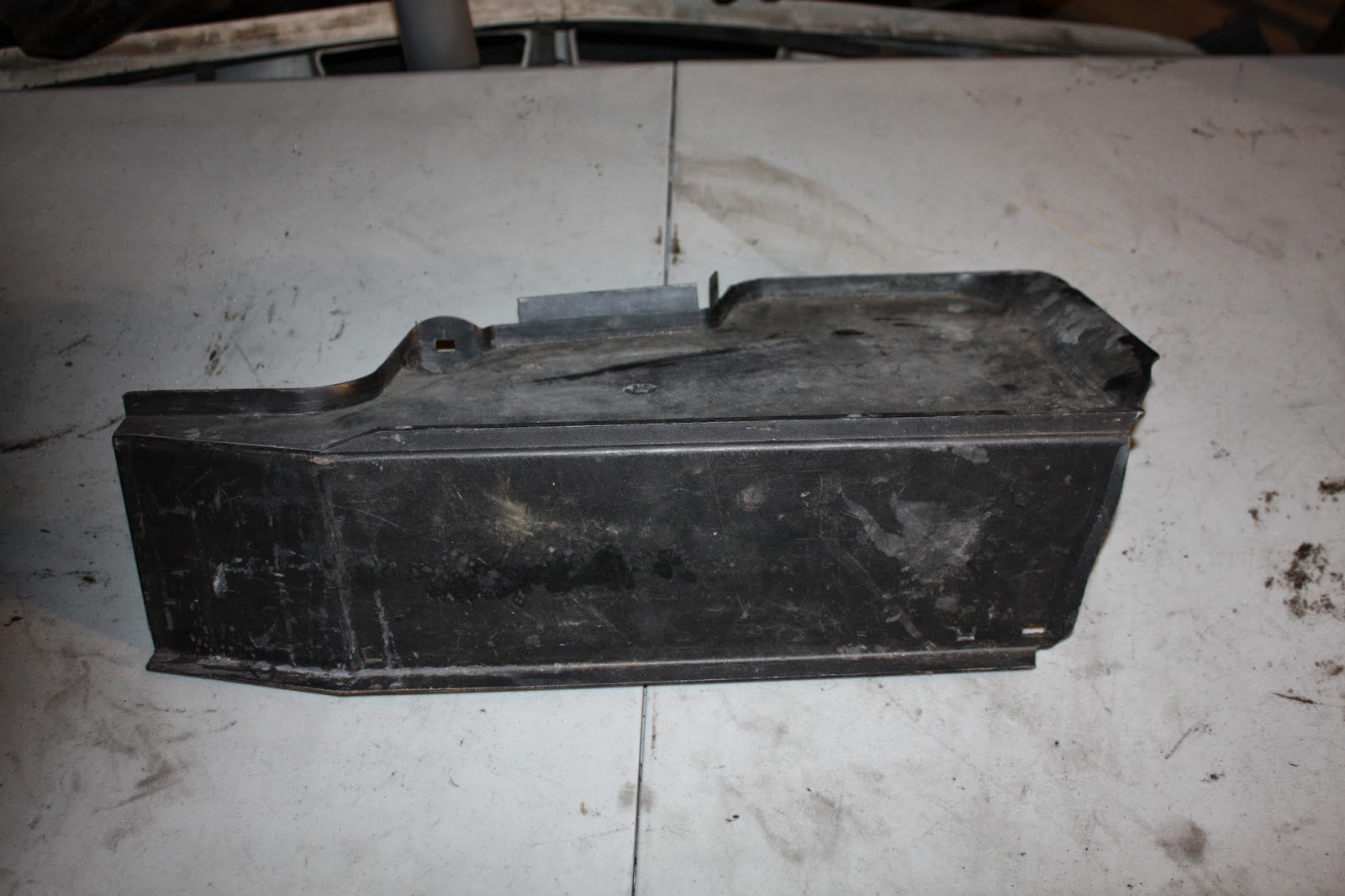 KrEvCon BMW Parts E30 Battery Box Cover