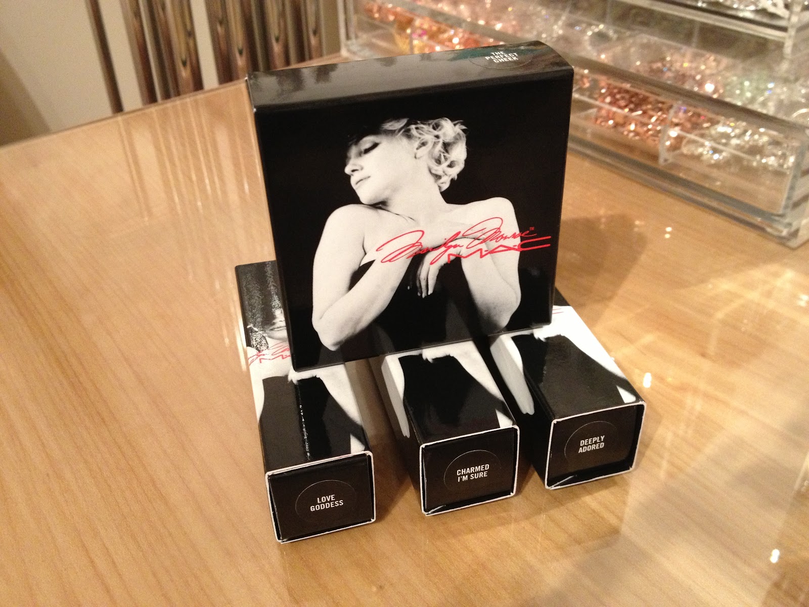 Wallpapers Mac Marilyn Monroe Collection Review Images Swatches