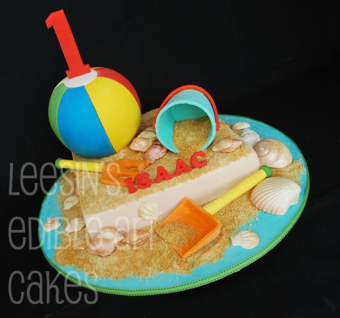 Penang Wedding Cakes by Leesin Beach Ball Cake