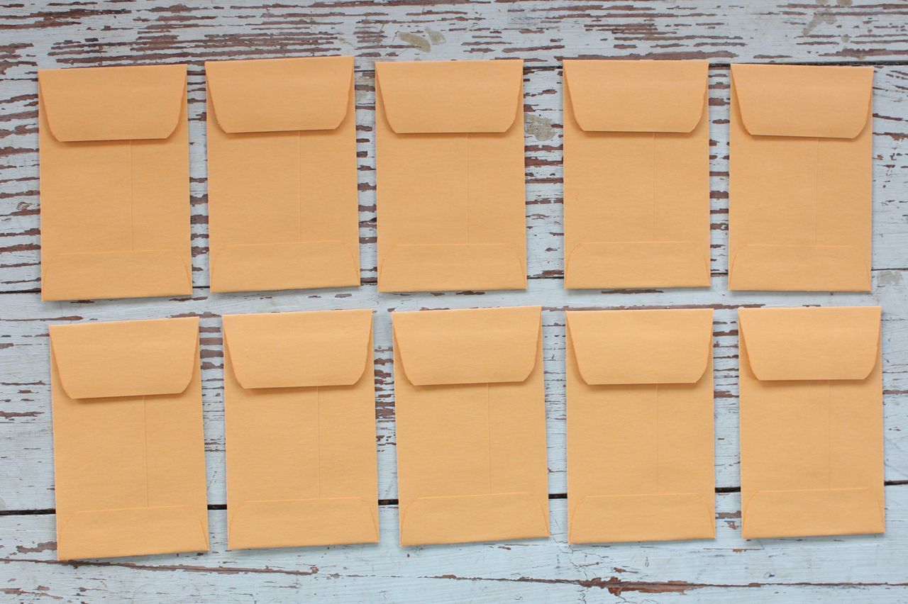 manila envelopes postage