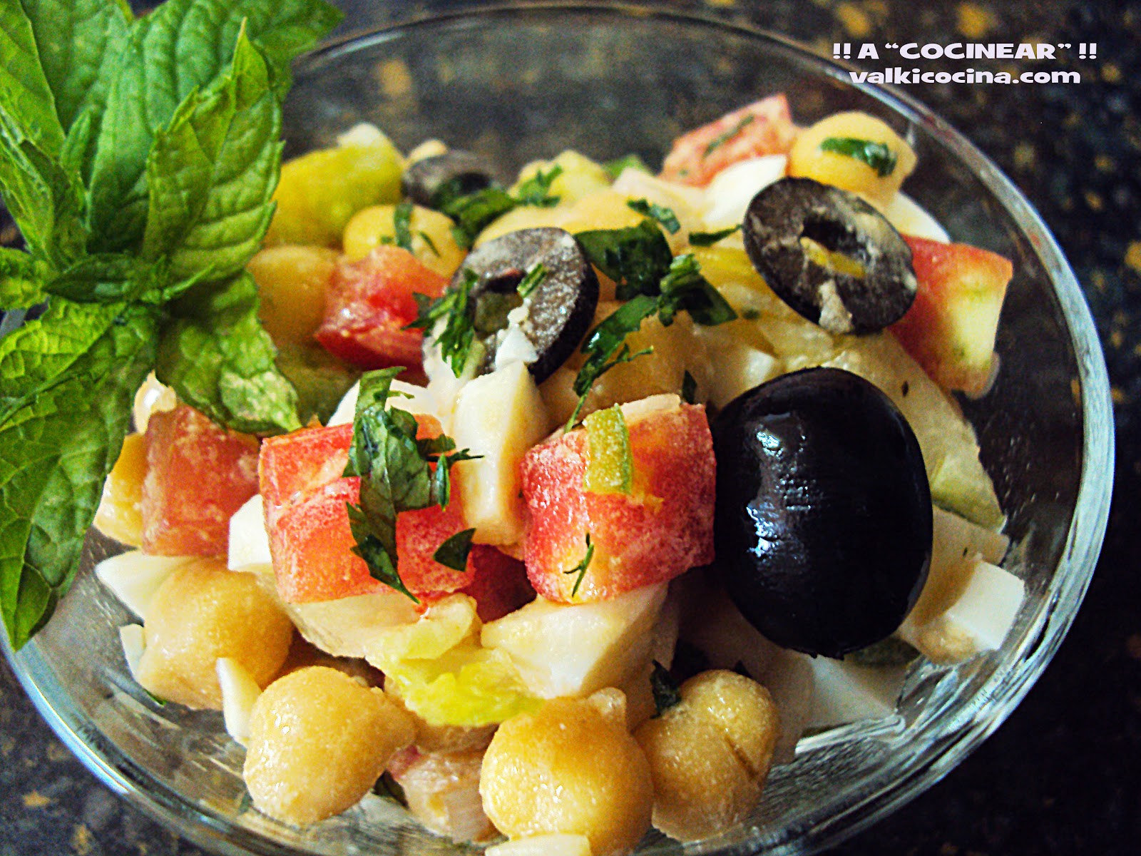 ENSALADA DE GARBANZOS A LA HIERBABUENA ¡¡A COCINEAR!! Recetas