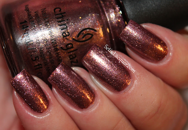China Glaze - Strike up a Cosmo China Glaze - Strike up a Cosmo